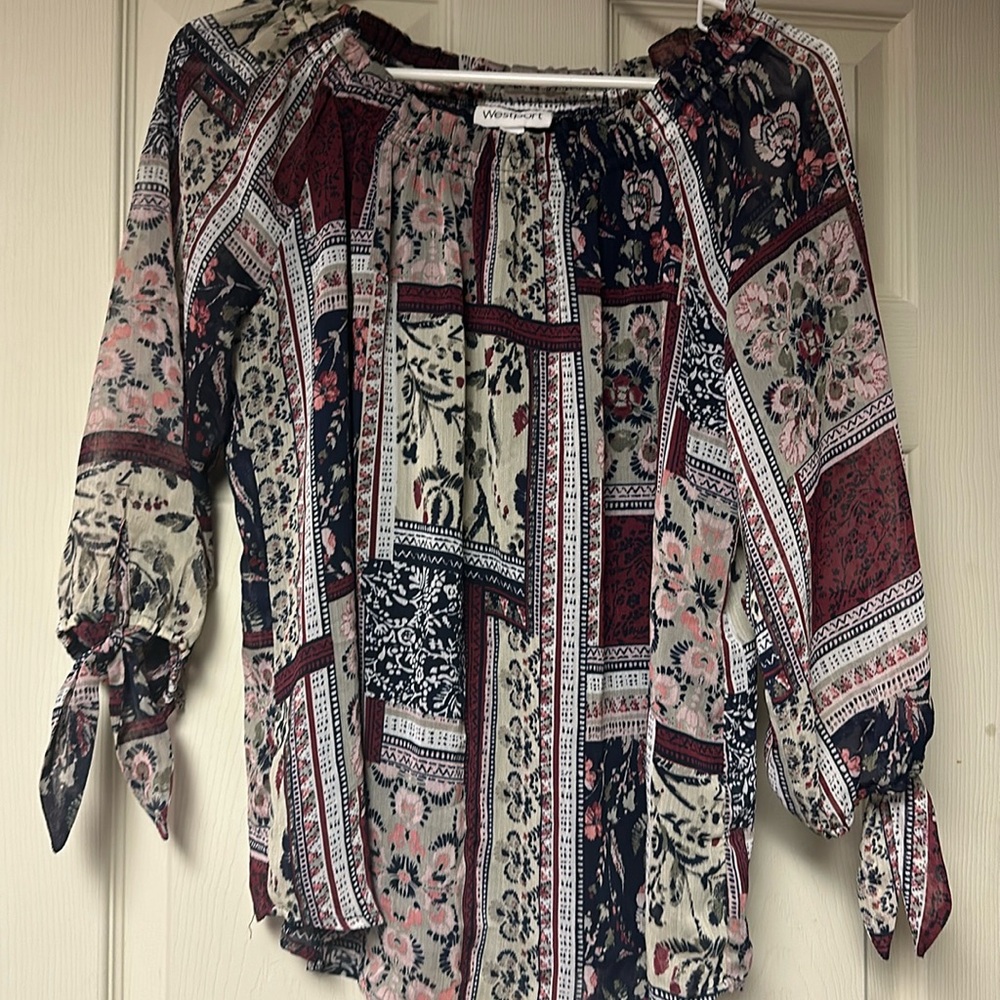 Women's cute vintage looking blouse